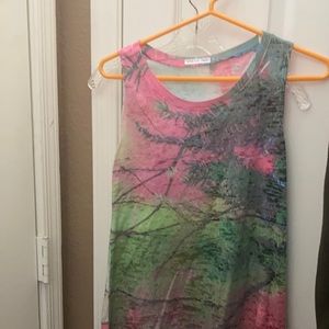 FINAL MARKDOWN Ladies whimsy rose top (S)